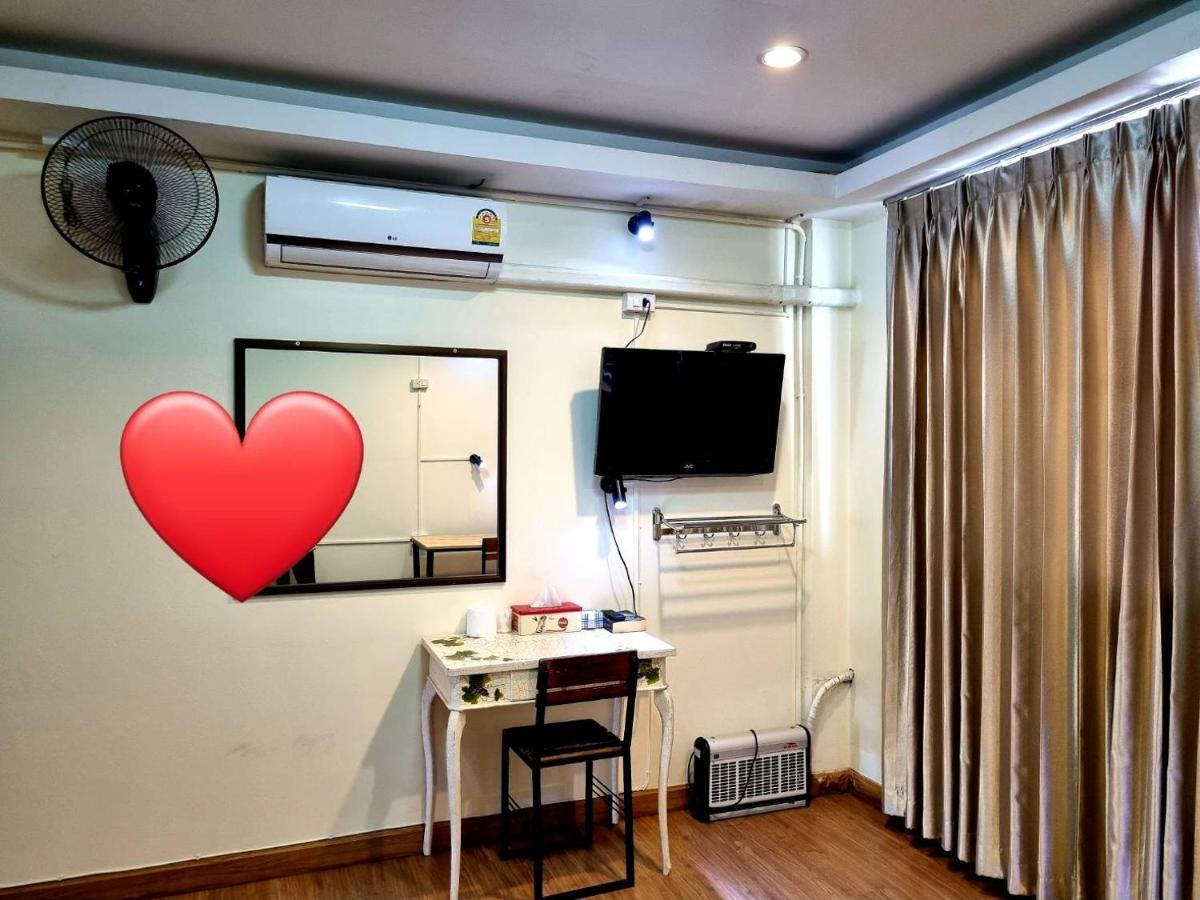 T2B Hostel Chiang Mai Exteriör bild